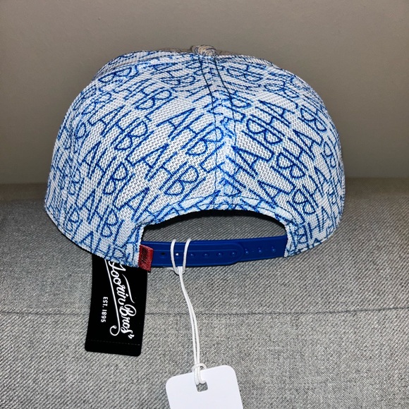 Brand New Goorin Bros Loud trucker hat “Blah Blah Blah” - Picture 3 of 3